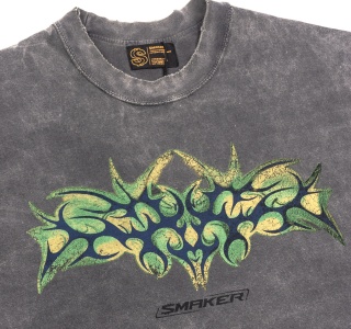 TRIBAL LOGO WASHED TEE IN GREY