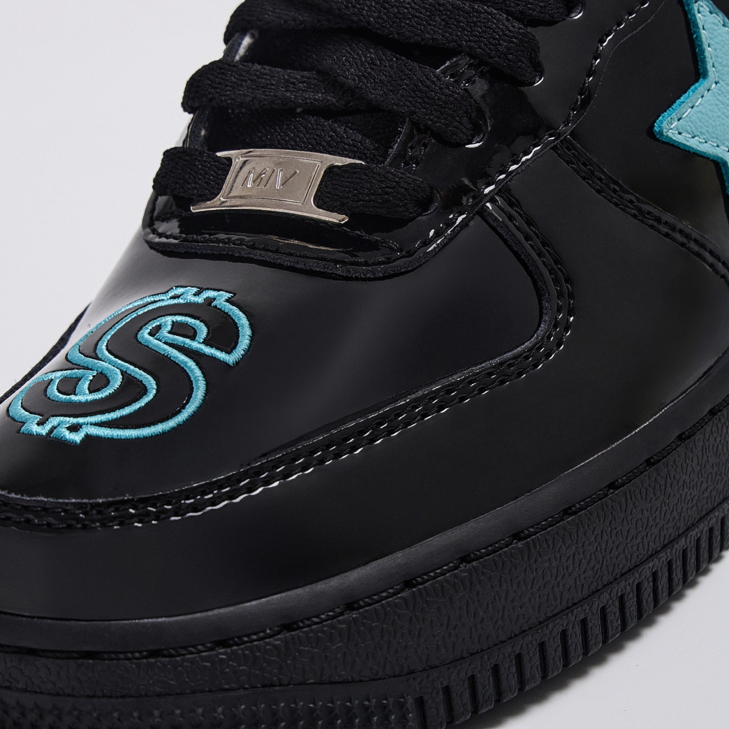 $MIV FLEXING STAR SNEAKERS