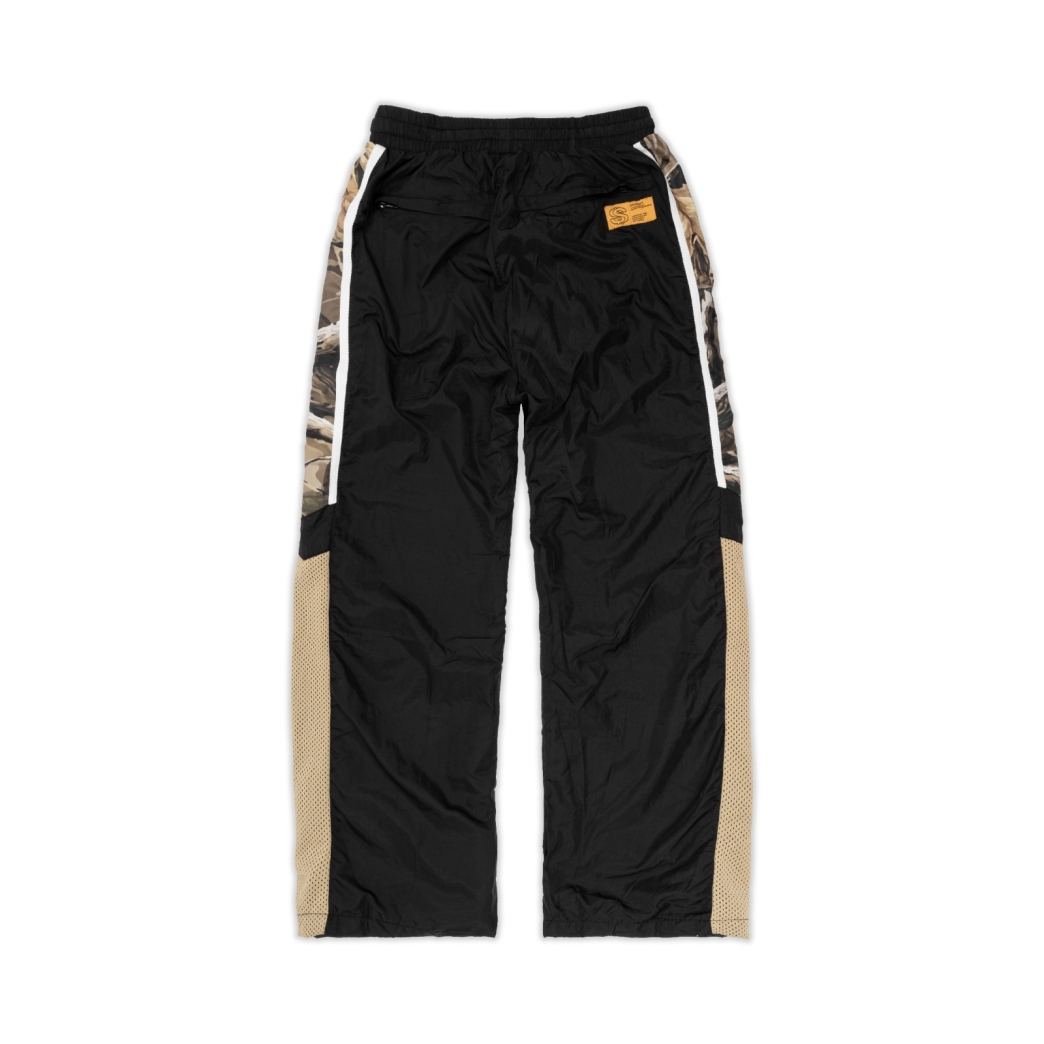 LEAF CAMO TRACK PANTS IN BLACK