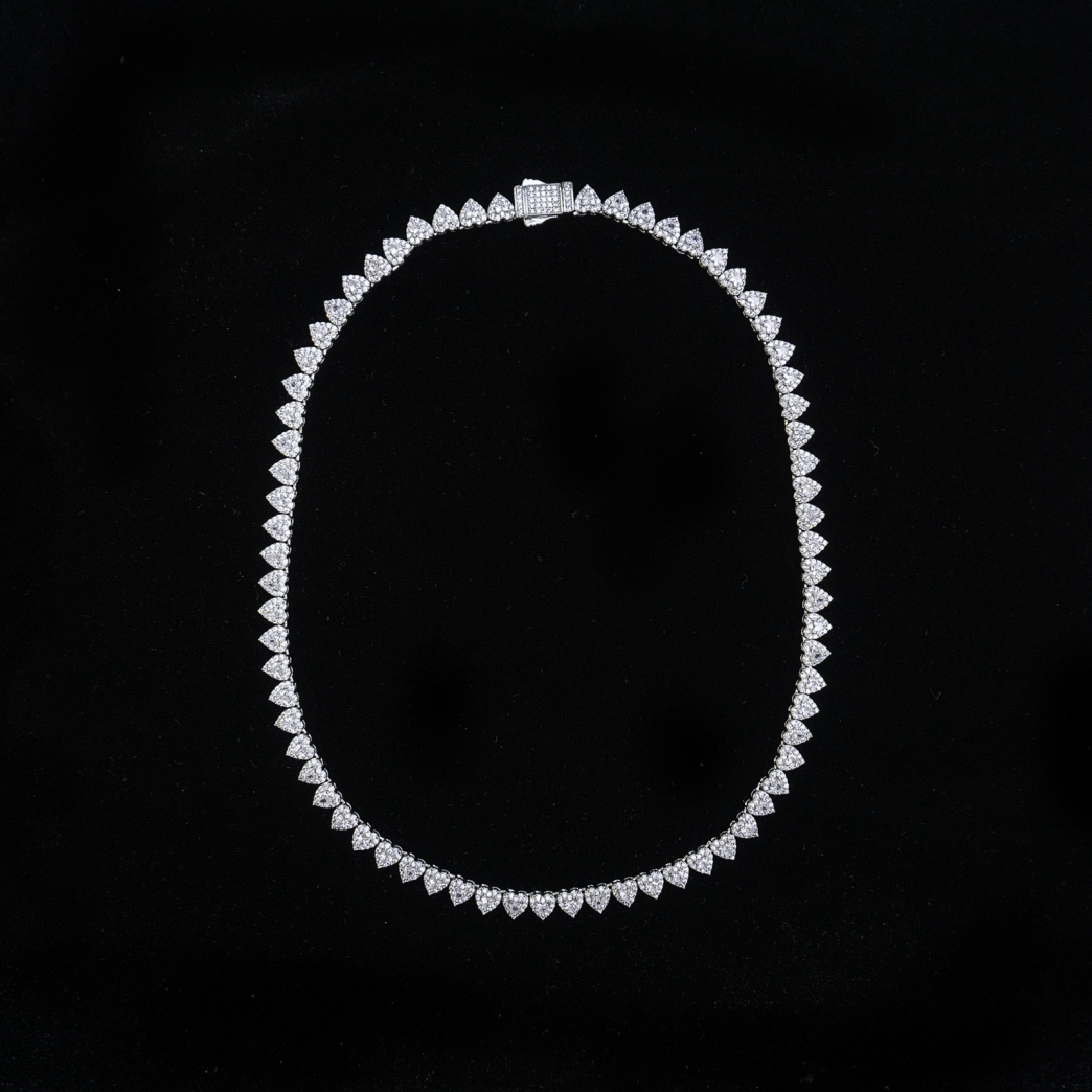 HEARTS LINK ICED OUT NECKLACE