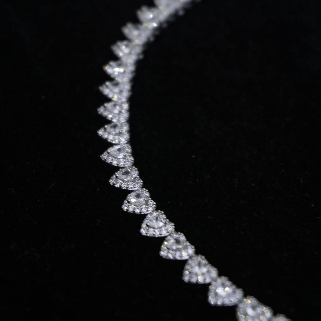 HEARTS LINK ICED OUT NECKLACE