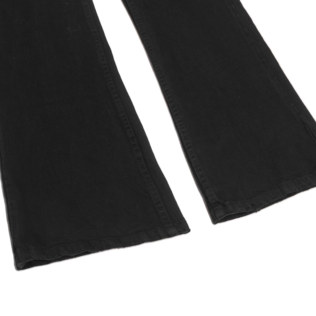 FLARE JEANS IN BLACK