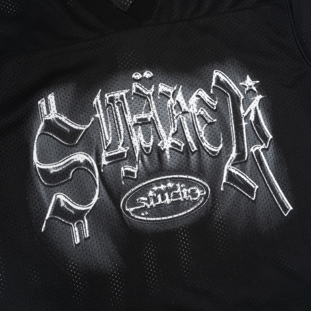 SMAKER STUDIO MESH V NECK TEE IN BLACK