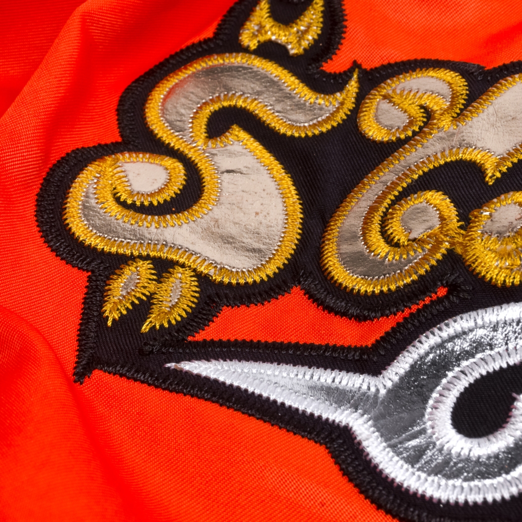 MUAY SHORTS IN ORANGE