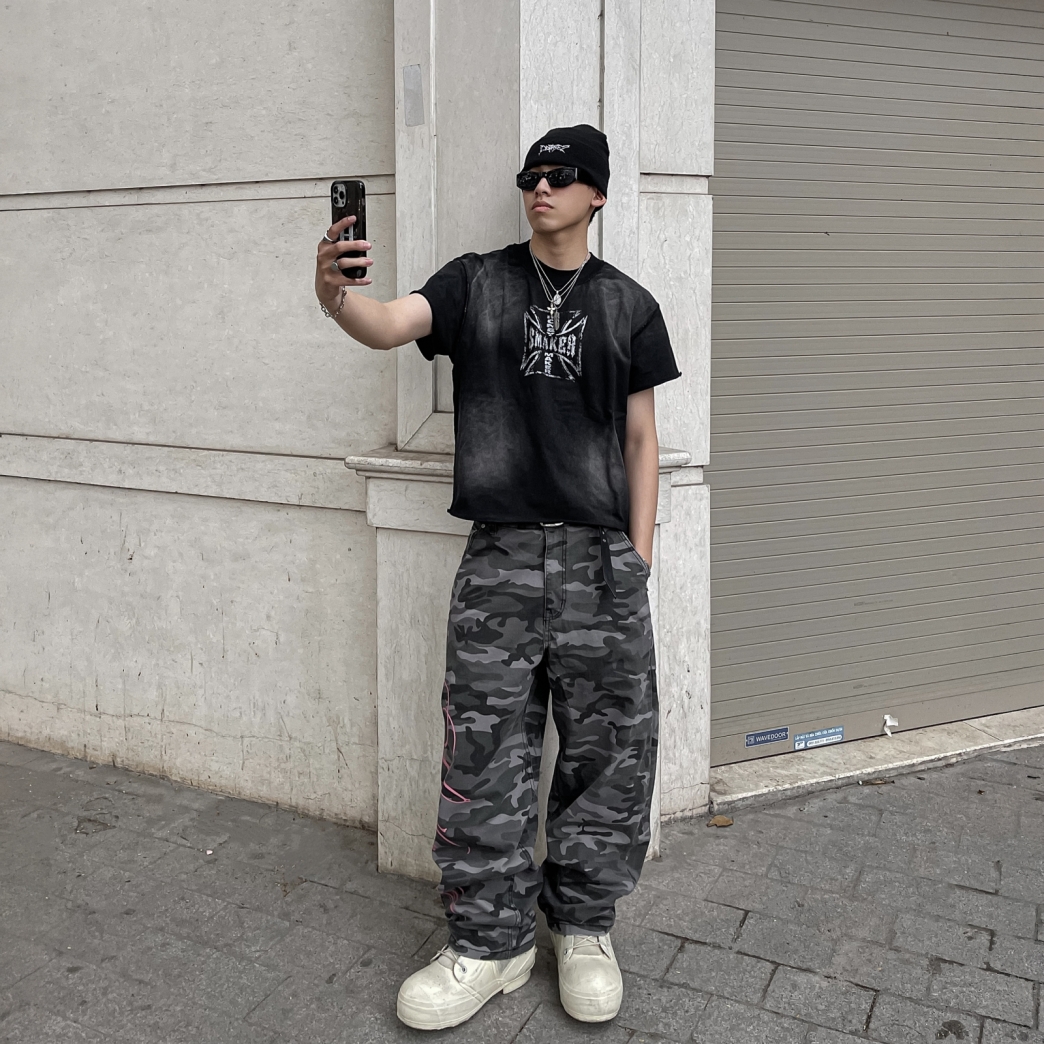 $MAKER4LIFE CAMO PANTS IN GREY