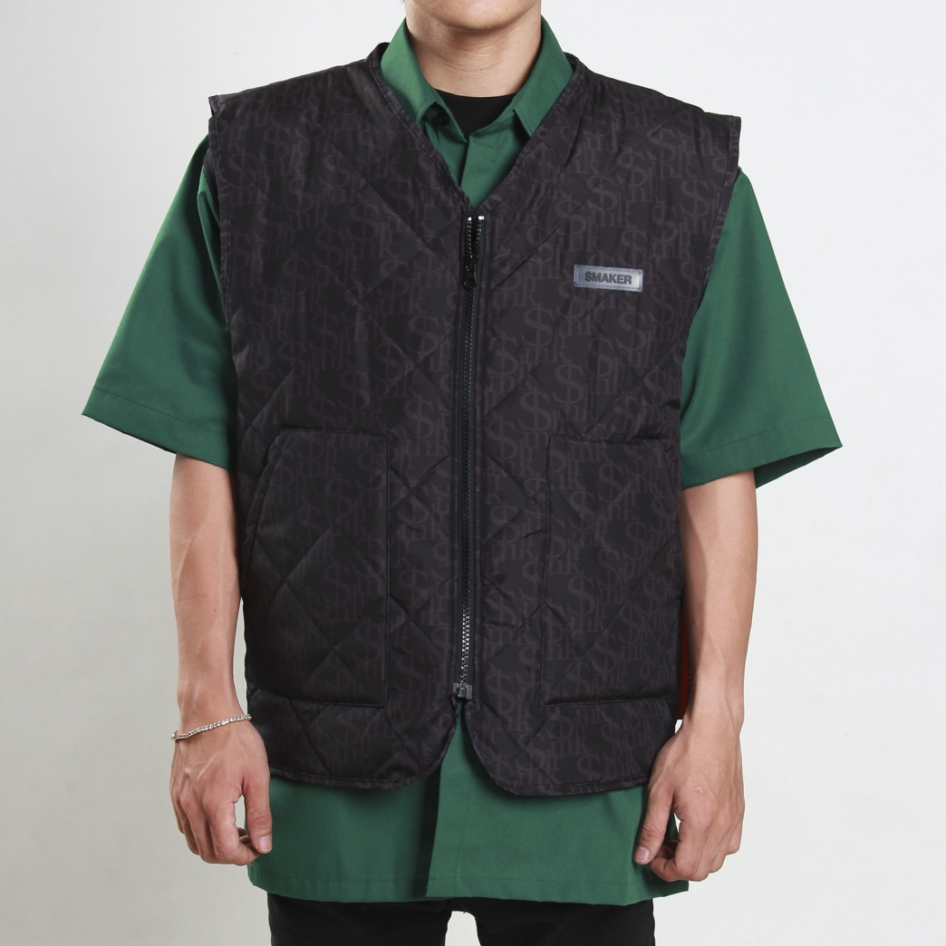 LOGO PUFFER VEST IN BLACK