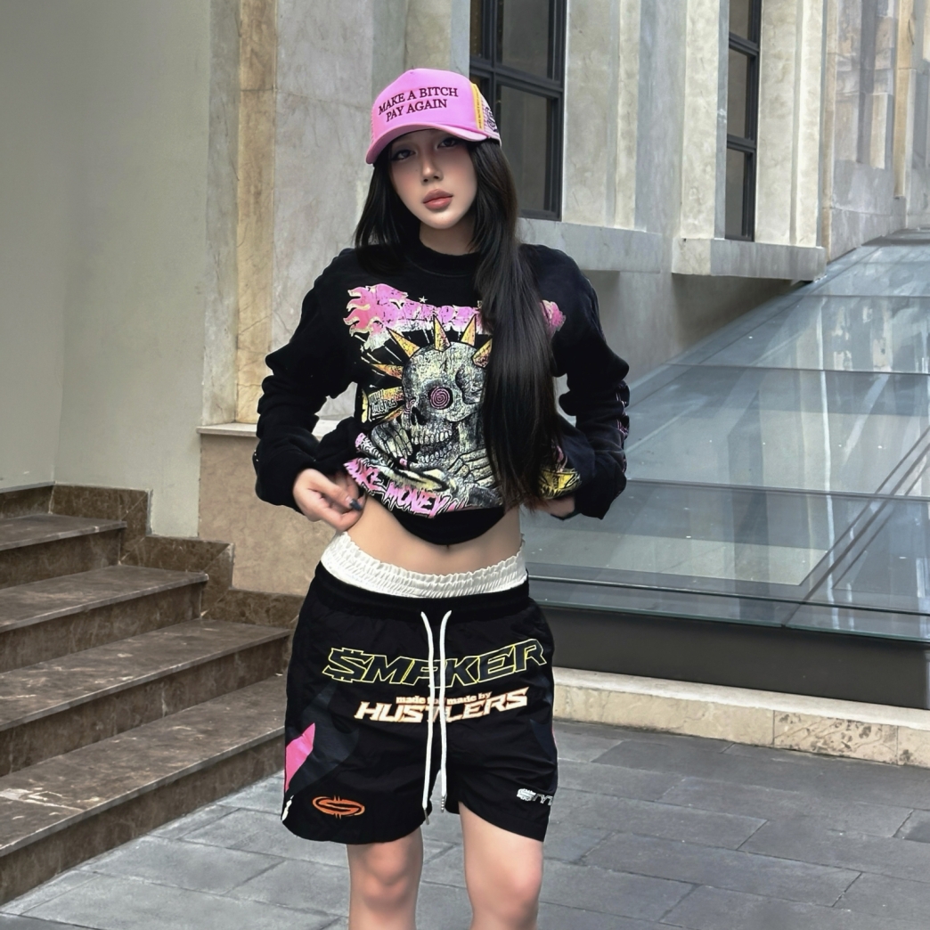 $MAKER WORLDWIDE WASHED SWEATER IN BLACK