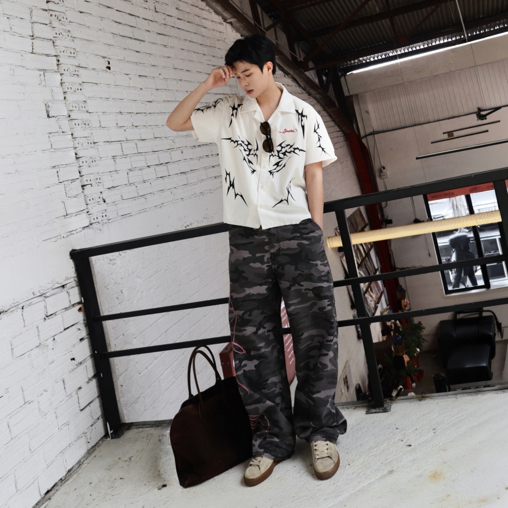 $MAKER4LIFE CAMO PANTS IN GREY