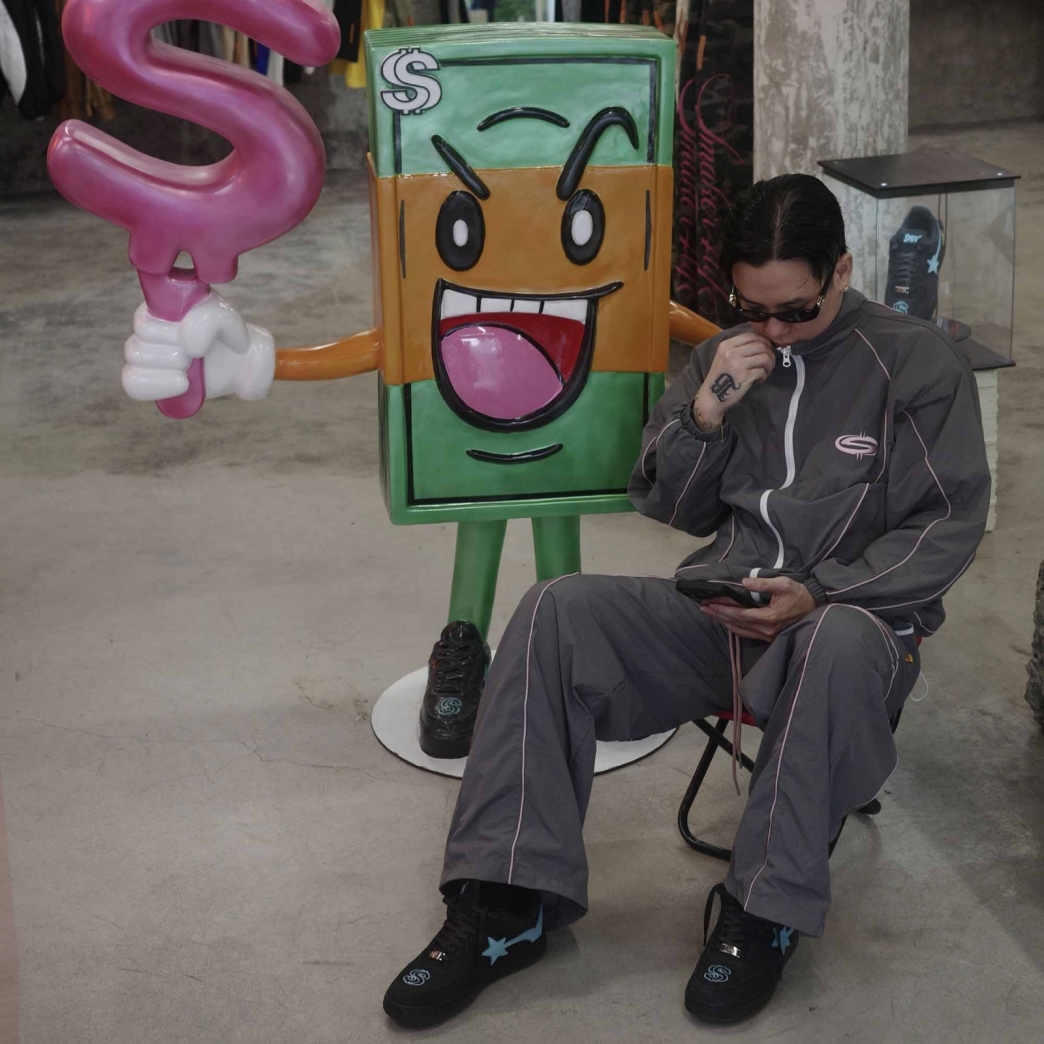 $MAKER NYLON TRACKSUIT PANTS IN GREY