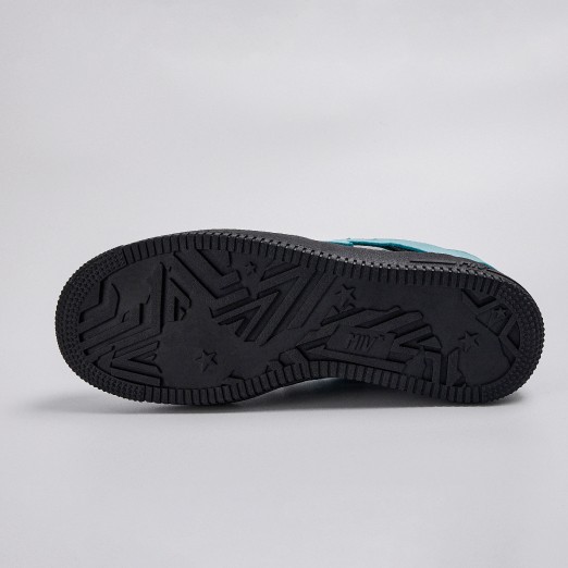 $MIV FLEXING STAR SNEAKERS