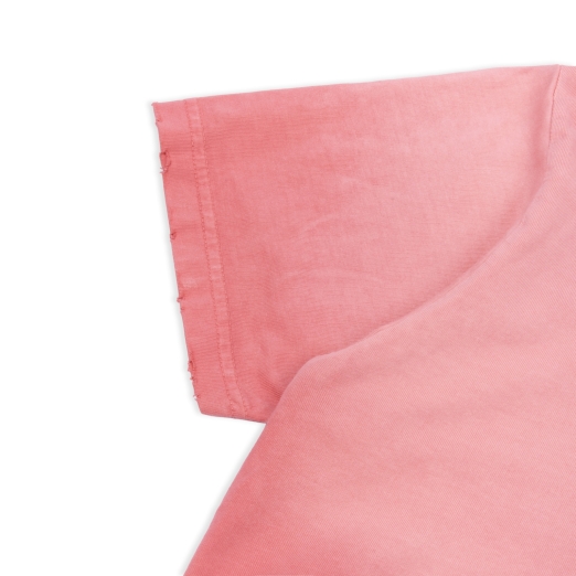 LOGO ESSENTIALS TEE IN WASHED PINK