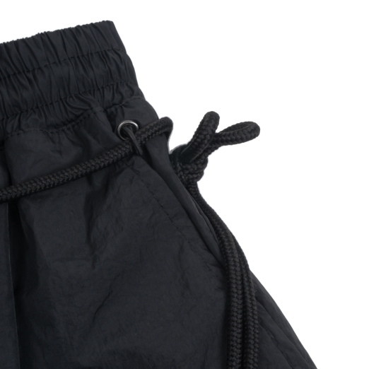 SHORT NYLON EXTRA POCKET IN BLACK 