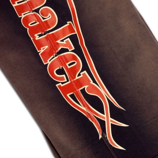 FIRE LOGO WASHED SWEAT PANTS IN BROWN