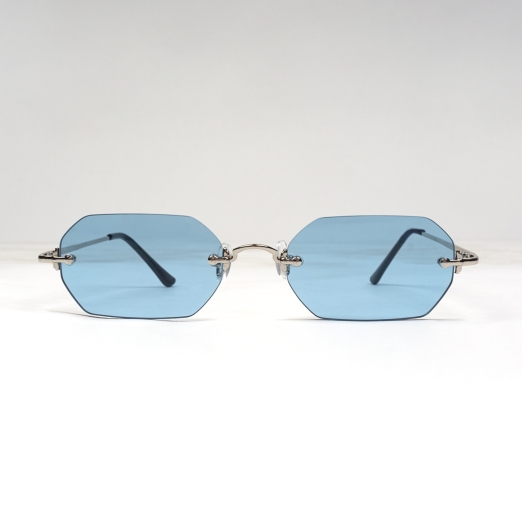 ELLIPSE SUNGLASSES IN LIGHT BLUE
