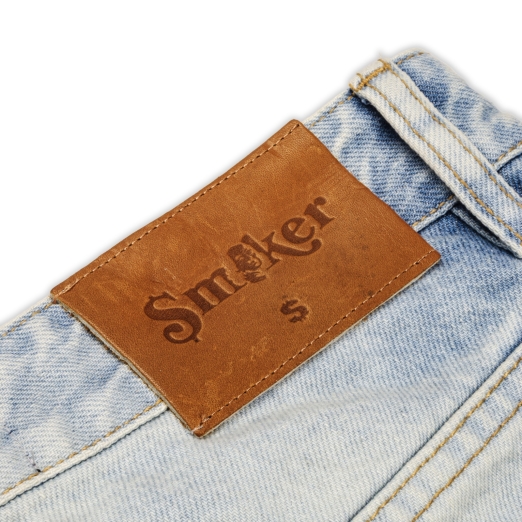 FLARE JEANS IN LIGHT BLUE