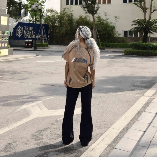 FLARE JEANS IN BLACK