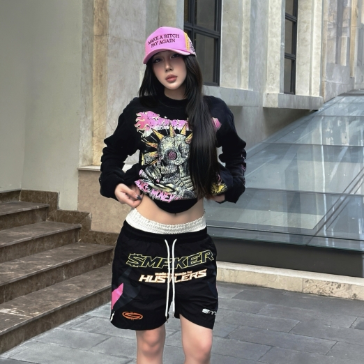 $MAKER WORLDWIDE WASHED SWEATER IN BLACK