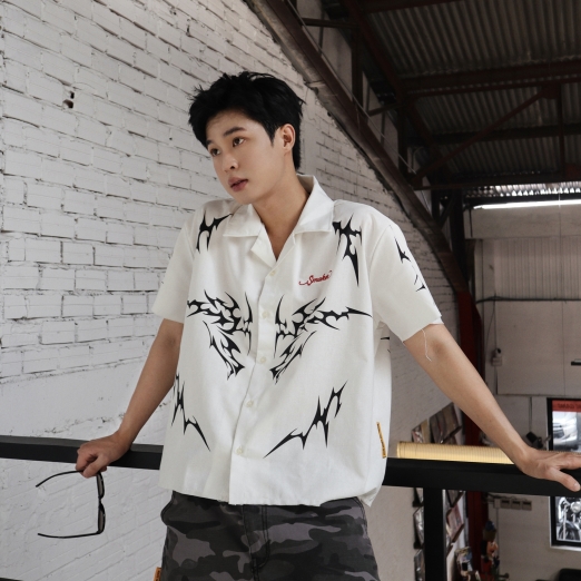 TRIBAL DRAGON SHIRT IN WHITE