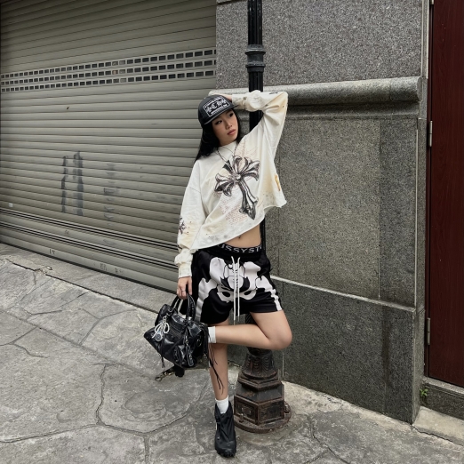 SKELETON MESH SHORTS IN BLACK