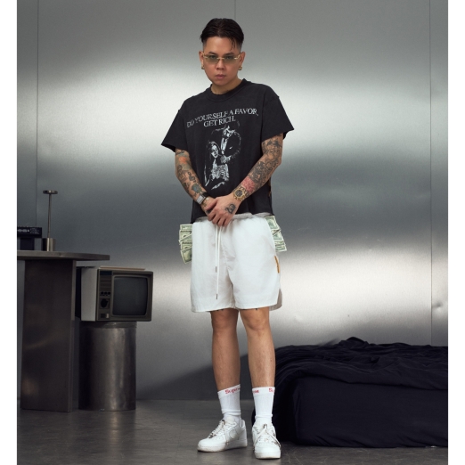 GET RICH WASHED TEE IN BLACK