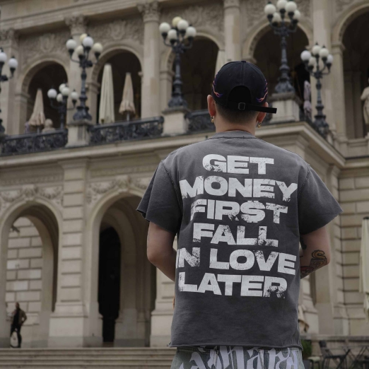 SINNER WORLD WASHED TEE IN GREY